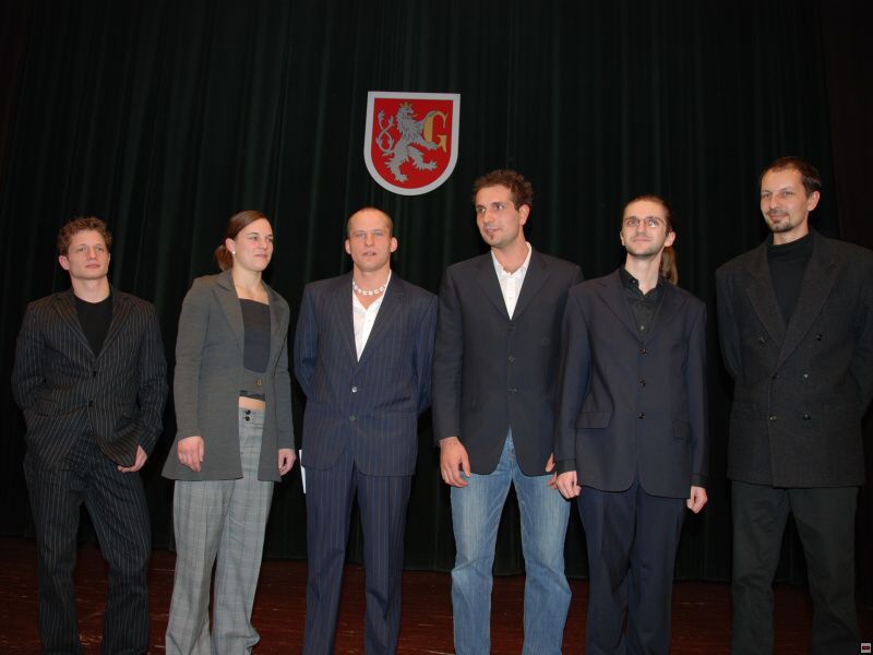 img00003.jpg